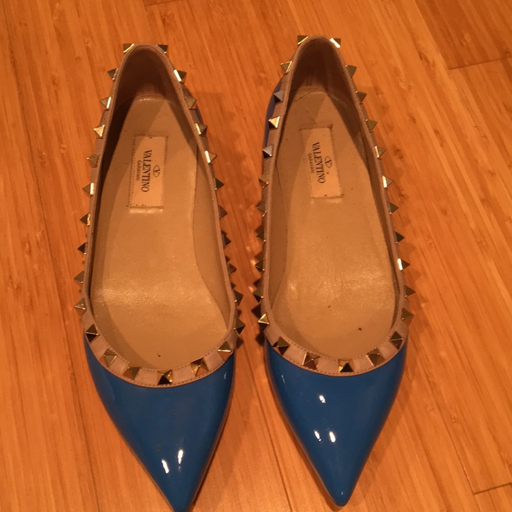 Valentino rock stud flats